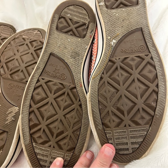 Women’s size 9 Converse All-Star Magenta and Coral Sneakers - Picture 12 of 13